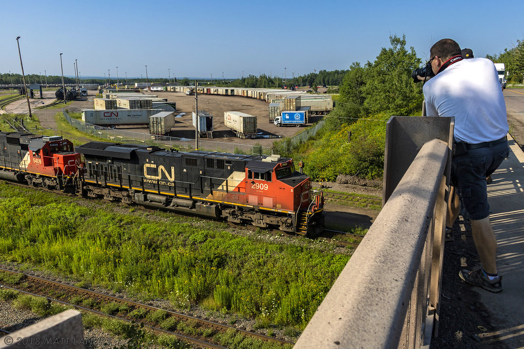 A few foamers, along with myself, shoot CN 2909, leading train 305, as they're putting their train together at CN Gordon Yard in Moncton, New Brunswick. Nothing special about this train, just another one to shoot.