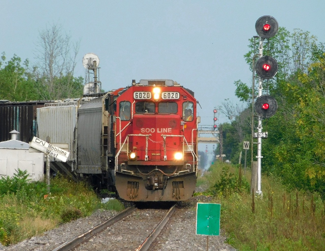CN 562 comes off the Hamilton Subdivision and enters the Stamford at CN Robbins West as it heads back to the Port Robinson yard with ex SOO, now CEFX SD60 #6020 in the lead.