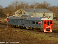 A little elevation makes all the difference when you want to see the appliances on the roof of something this interesting. Despite the call for rain, the sun was out very briefly and at the right time as 1501 creeped toward the main to head to Silver. The time is 0730 and it's still early enough for that sweet golden light, I couldn't have asked for a better place to sit and wait for a GO train to pass.