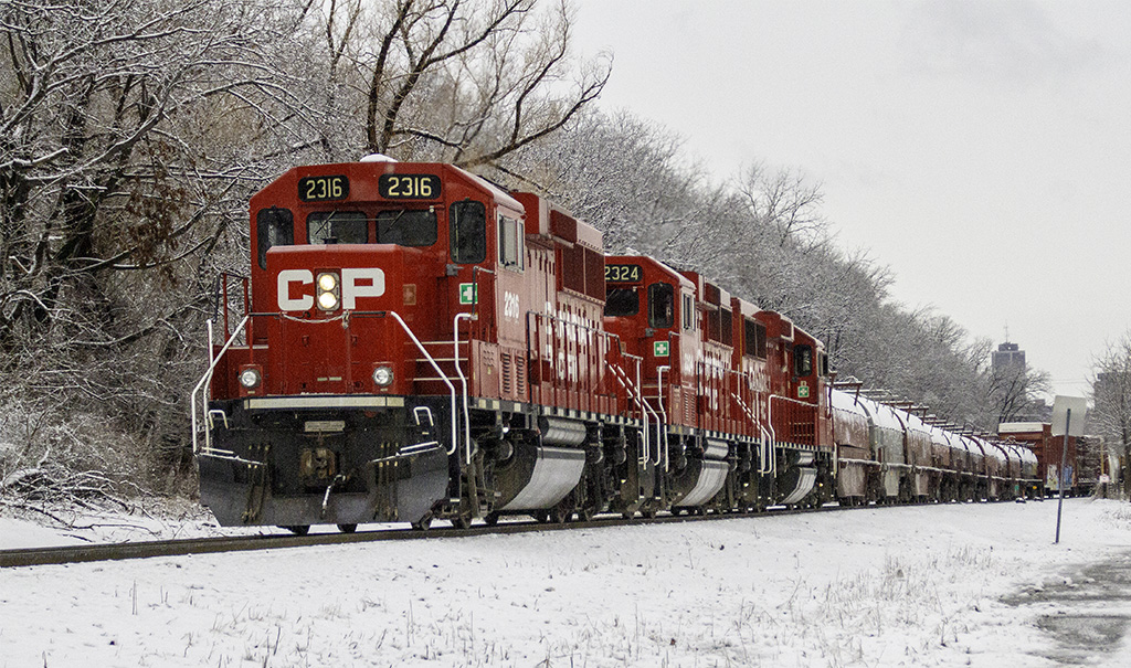 CP2316, along with CP 2324 and CP2251, switching in the Early Spring Snow.