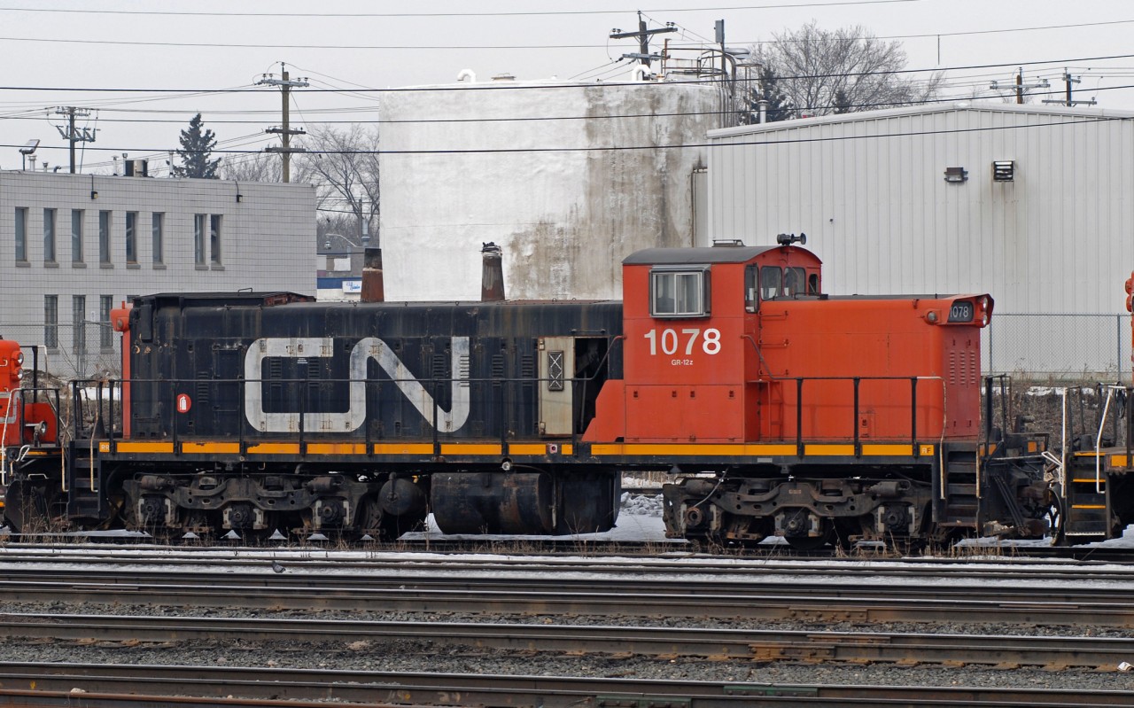 CN 1078 Is not long for this world as it sits west of the diesel shops in Walker yard in March 2007.