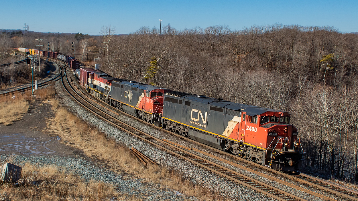 A pretty fun lashup on this beautiful January day's 394, with CN 2400, CN 2440, and BCOL 4642 leading the way.