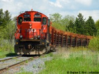 I'm certain this very rail train ran up the Branchlines north of here to rip them out a few decades ago. Perhaps even ran the Fergus sub to rip it out in the 80's! Here, it's back, and it's actually putting rail back on a Branchline - W968 ran to Guelph to drop rail on the Guelph N spur, who would have thought? Also, this leader CN 4138 was a regular in the CN Kitchener terminal in the 1990's and.. it's back. Two for two for CN. The last rail train that visited this area was in 2005 to add welded rail between what's now Hanlon, and Kitchener, previously it was jointed rail. 