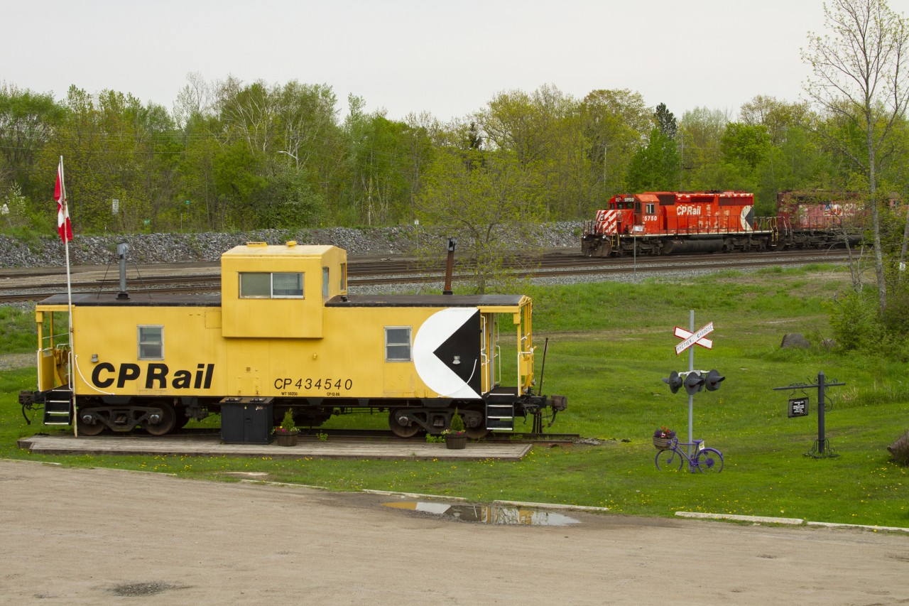 Multimarks die hard. With CP 5750 proudly in front, a trio of SD40-2s idle on a ballast train laying over in Mac Tier. I was hoping to get pictures of it in the sun the next morning, but it had already left.