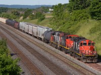 CN 550 returns to Aldershot after picking up some cars in Hamilton.  On this day they had the CN 4028, CN 1439, CN 4717 as power for their train.  