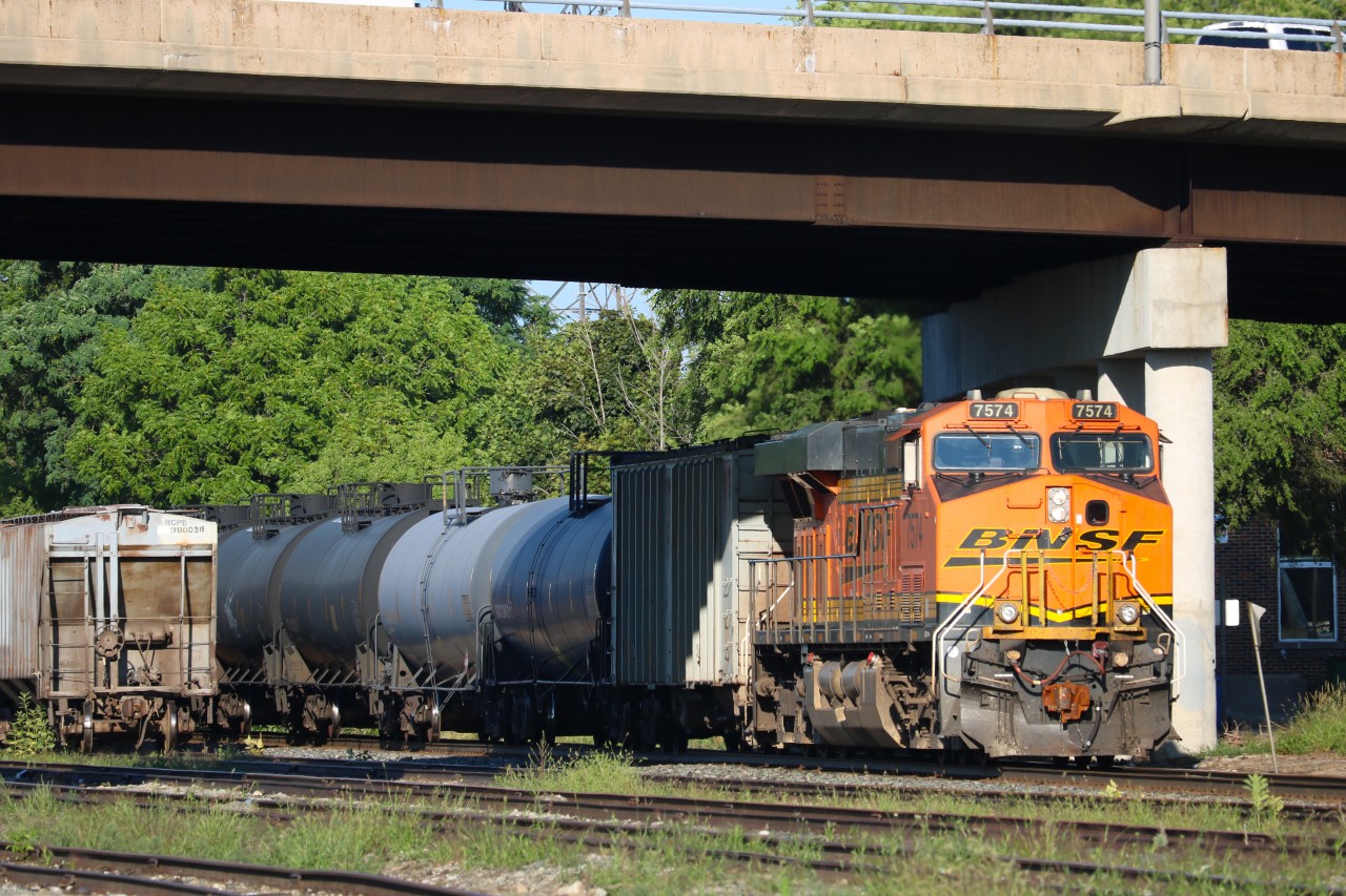 BNSF 7574 is pushing on the rear of 652 as they passed through Galt.