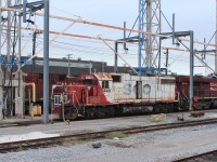 With deteriorating paint I wonder if this SOO GP38-2 is on it's way to being freshened up in the CP new beaver livery. Can't be too many left in the white and red.