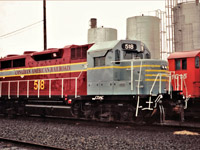 Canadian American GP35u passing through Agincourt. Thought I'd submit something in these colours now that the first CP heritage SD70ACU's are out.