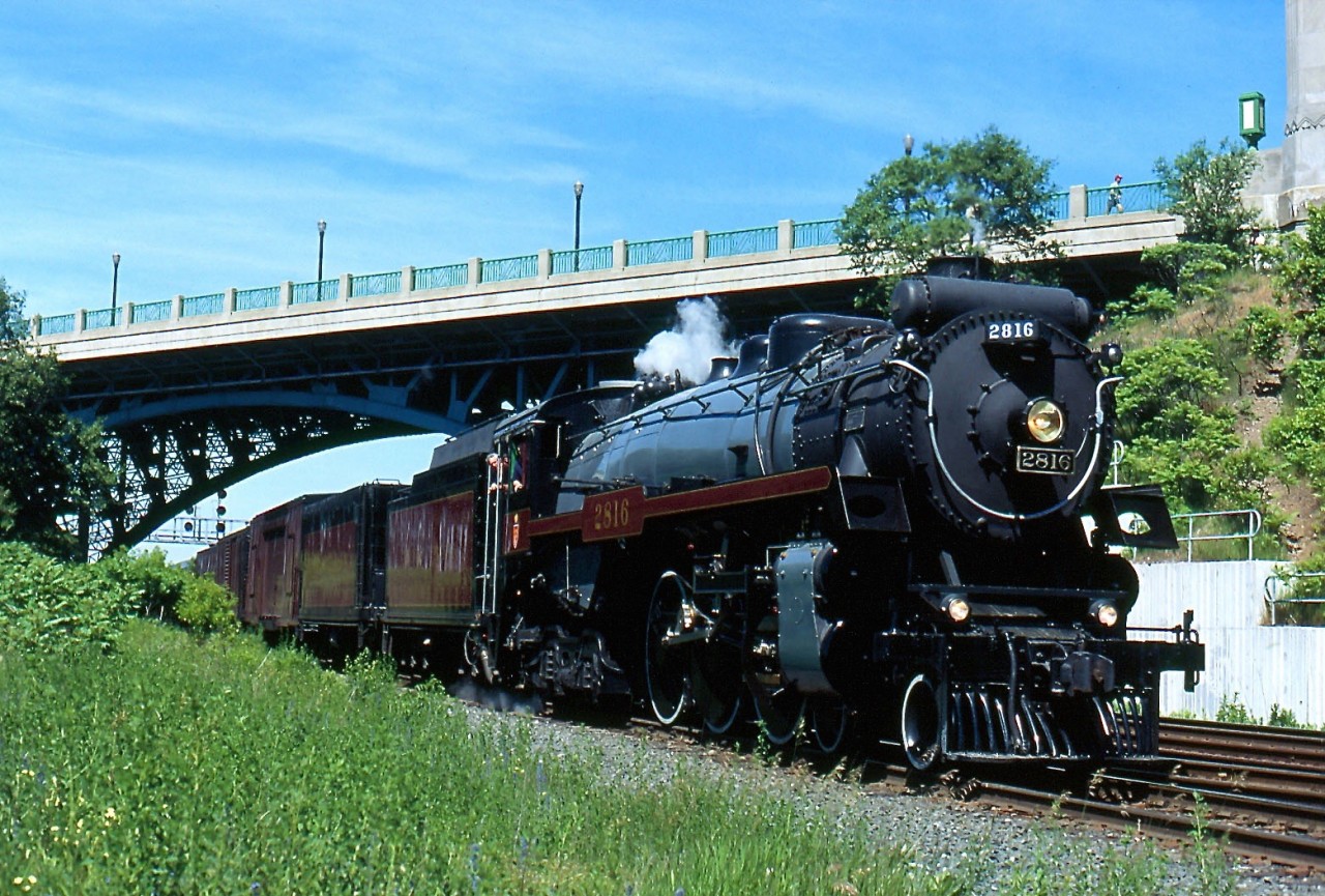 I’m very glad I managed to make it out for both of 2816’s visits to Ontario. The amount of other railfans out for its visits was crazy, which made finding locations not swarming with railfans even harder. This day I was out with my good friend Brian Switzer and a few of us decided to venture below the high level bridge at Desjardins rather the shoot off of it. I’m still impressed I didn’t get any other railfans in the shot.