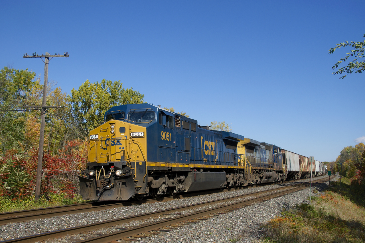 CSXT 9051 & CSXT 9027 lead CN 327 past MP 22 of the Kingston Sub.