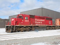 CP SD40-2 5879 as it was before passing through this week in new owner Cenex's (CHSX)blue paint.