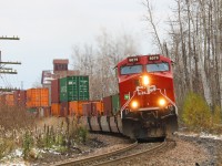 CP 113 rounds the bend in Kleinburg as they head north. The rear DPU was CP 7003. 
