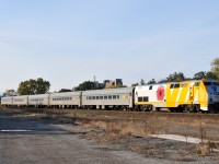 "Lest We Forget"


76 arrives at Brantford on October 30th, 2018. With Poppy wrapped P42 906 leading