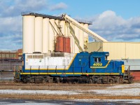 SOR's last day of operations in Hamilton was December 13, 2018, and a couple of us were out that day to document the final action at <a href="http://www.railpictures.ca/?attachment_id=35804" target="_blank">P&H</a> and <a href="http://www.railpictures.ca/?attachment_id=36333" target="_blank">Parkdale Warehousing</a>. Since then, 4003 has sat stored serviceable at G&W's Railcare facility in Hamilton. I hadn't really paid it much mind, other than glancing over every time I passed by to see if it had moved or had finally left the property. I figured though I should grab one shot of it at least, and the nice soft light a couple of weeks ago was hard to pass on. The silos in the background belong to Bell & MacKenzie which I believe is in the abrasives/sandblasting business in some capacity. They receive rail service, and if you seen CN or CP in the industrial area with two-bay hoppers, there's a very good chance those are going to or coming from Bell & MacKenzie. I don't think the track into that facility is in very good shape, as I once heard CP crews questioning each other as to whether they should even have the power past a certain point.