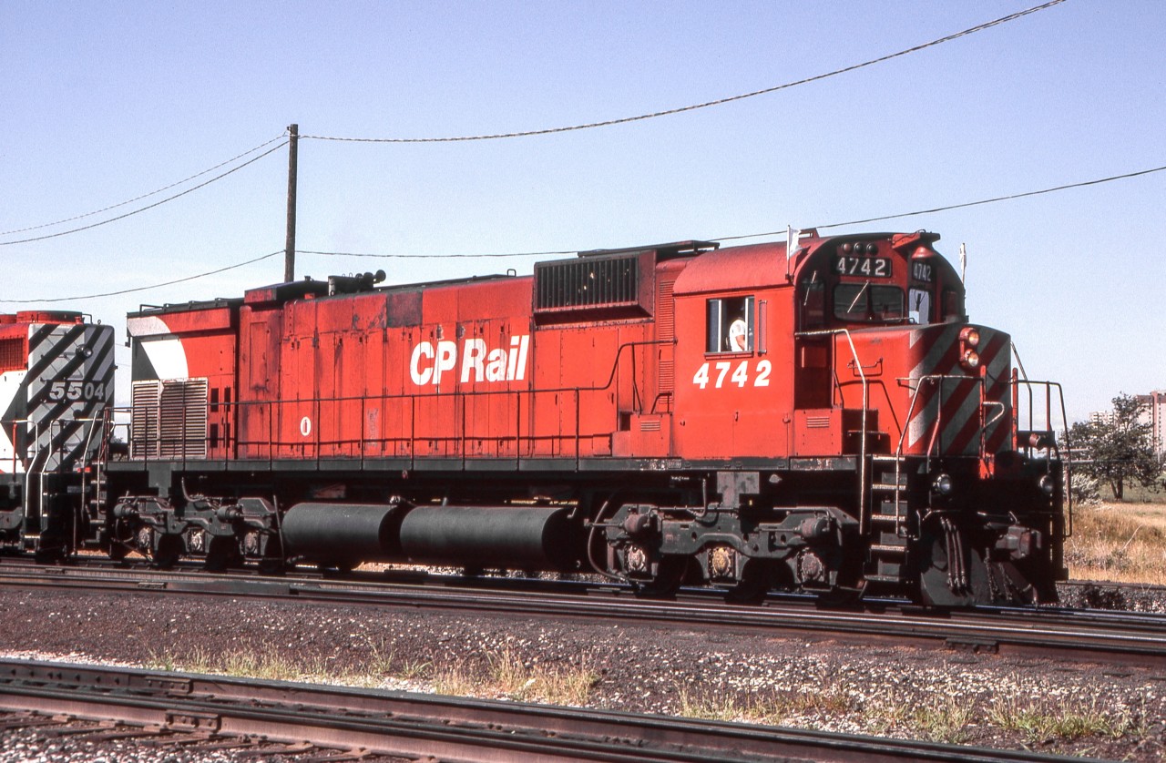 CP 4742 is in Toronto on August 12, 1985.