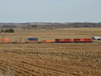 CP 118-12 departs Baxter with CP 7005 (rebuilt CP 9116) leading a recently washed CP 9725, probably looking as good as it has since it was new back in 2003, providing a handy contrast of new vs old beaver paint schemes. I can't decide which look I like more, hopefully CP continues washing units!