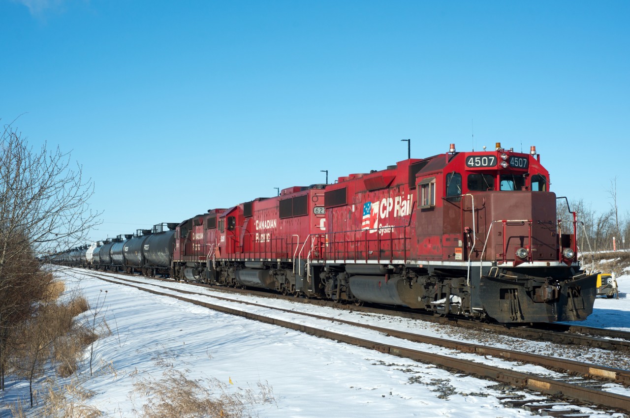 Three of CP's finest make up this set of yard power at Scotford. The CP 4507 is exMILW 357.