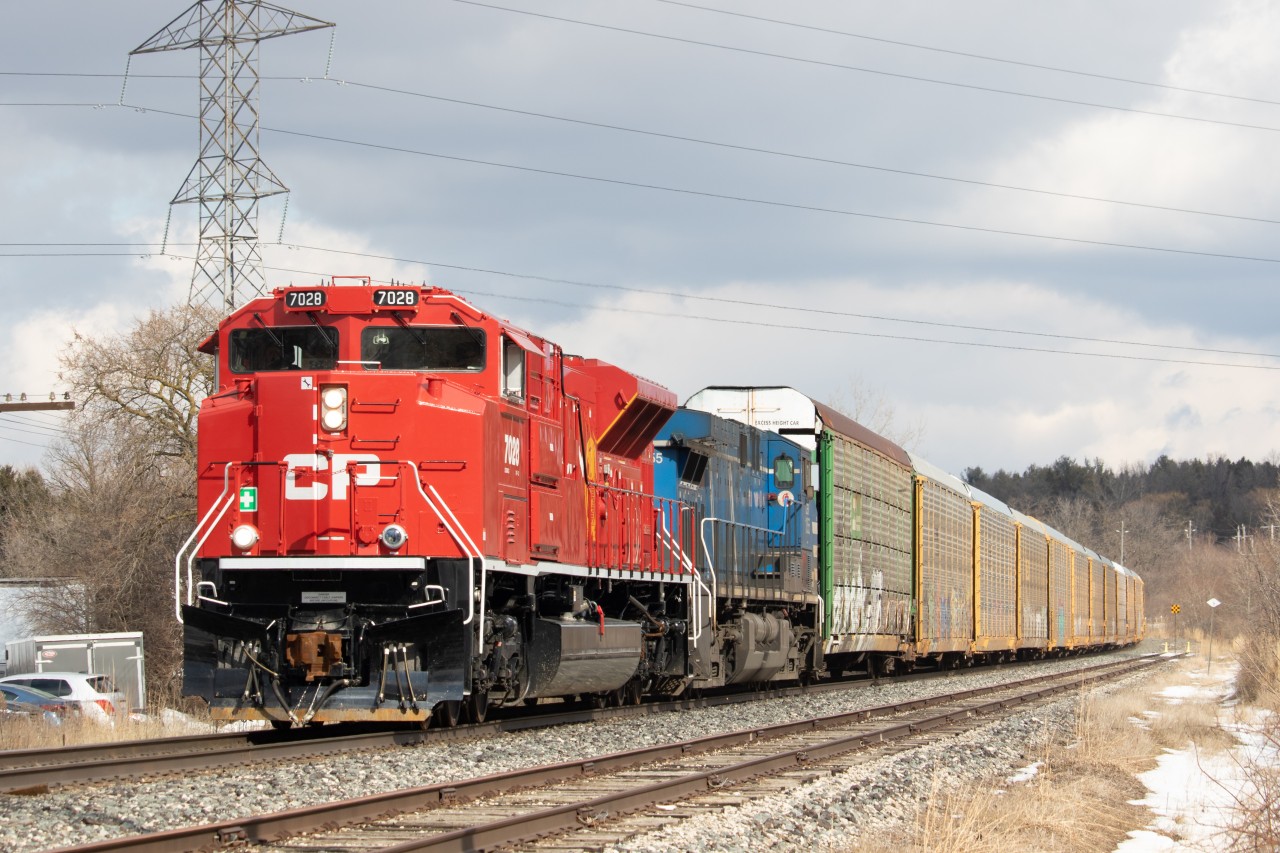147 flies past the old siding at Killean.