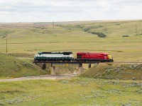 After spotting <a href="http://www.railpictures.ca/?attachment_id=38722" target="_blank">11 empties at Superior Pulses in Verwood</a>, the crew of GWR 812 head light power back towards Assiniboia where they'd spend the rest of the day drilling the yard. 4064 would lead on the return trip, still sporting the colours of the Arkansas-Oklahoma Railroad with the throwback Rock Island scheme. 