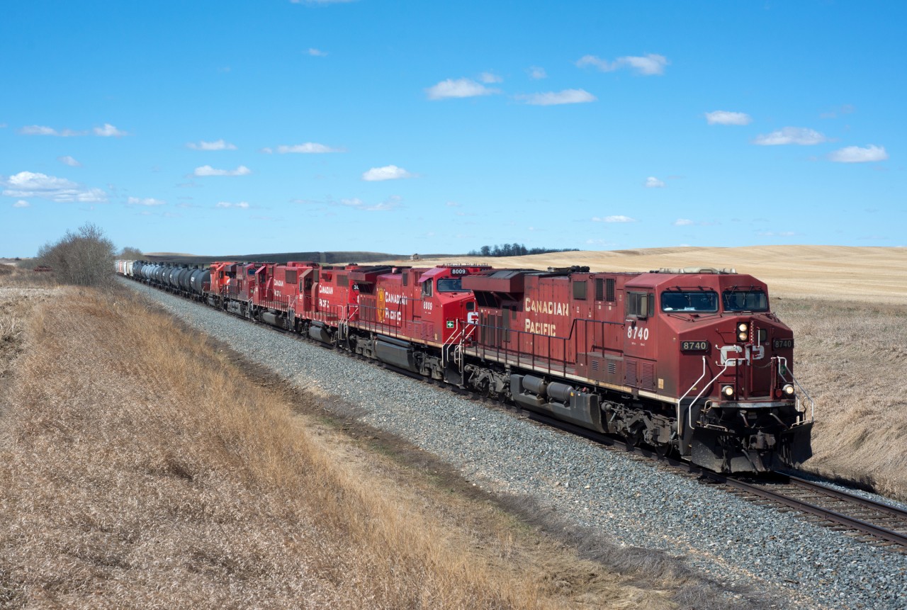 CP 466 has a decent lashup by 2020 standards 8740, 8009, 3017, 6300, 8904, 5865. With the 5865 reportedly sold to S&S Sales and Leasing and heading for Mobil Grain in Saskatoon.