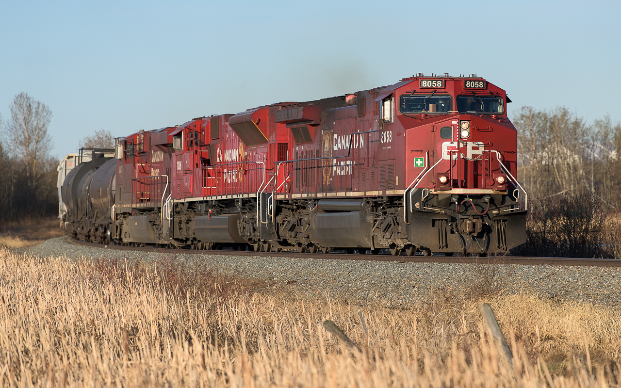 CP 8058, 7006 and 8873 are coming up to the Akenside siding as they make their way to Fort Saskatchewan for a day of switching the many industries located in that area.