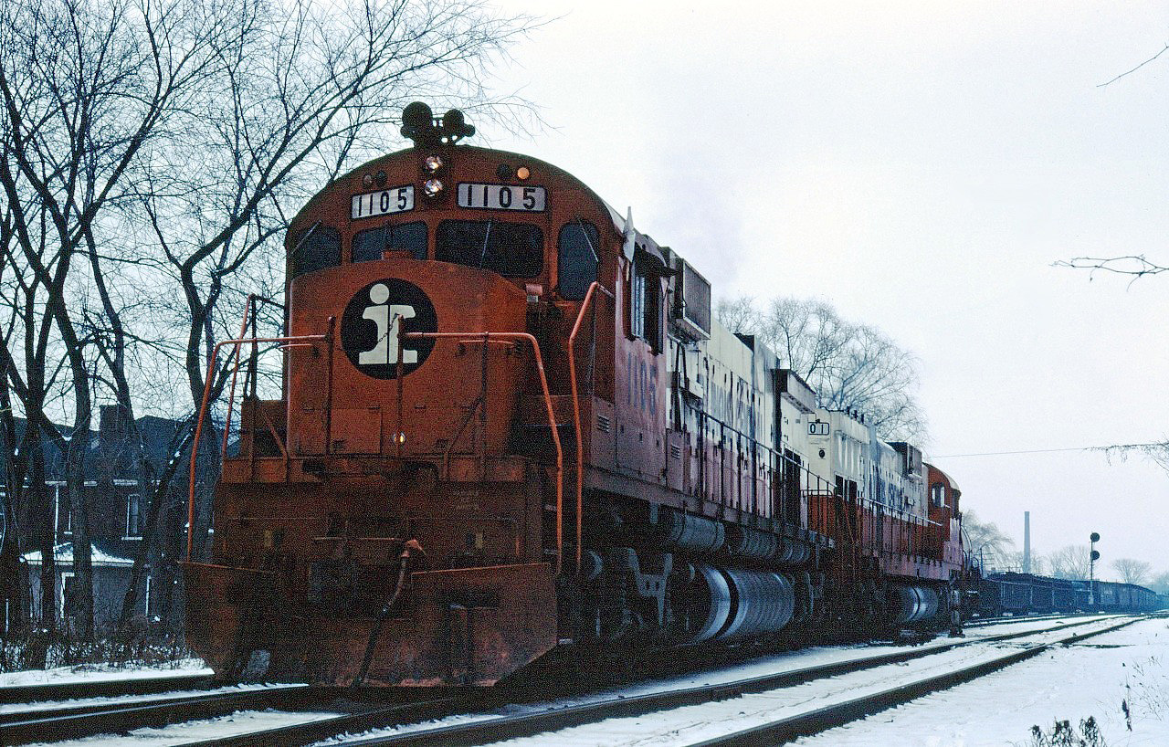 What is is that Monty Python used to say..."And now for something completely different!" How about a pair of Illinois Central C-636s solo at Kinnear Yard in Hamilton!?! While these units may not have been a hit with the IC (retired by 1979, if I'm right) or CP (only briefly leased), they certainly were a catch for the fans.