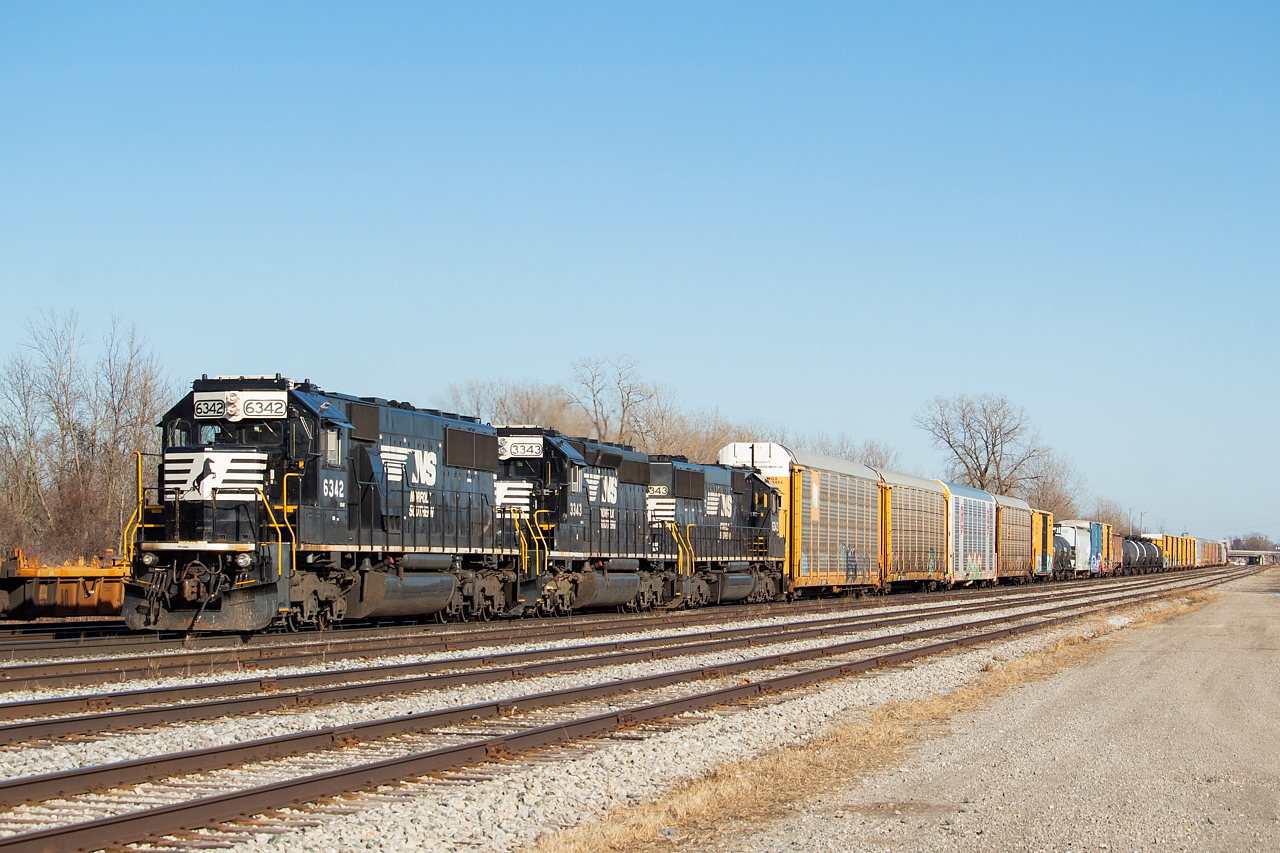 The daily transfer from the Wabash sits in Fort Erie, awaiting corresponding moves from CN L531. The power for the day was NS 6342, 3343, and 6343 - a couple of SD40Es bookending an SD40-2.