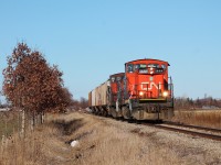 CN L514 heads south on the Sarnia Spur towards Blenheim with two antique GMD-1s. 