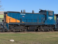 Savage SVGX 7402 is 1 of 3 units sitting it out during this idle time at AltaSteel. With the stacks capped, it may be on its way to somewhere else, going for repair/maintenance or not expected to be needed for some length of time. I have little knowledge on this SW1500. A quick internet look indicates this unit has worked at a number of different industries. It does have a simple and attractive paint job.