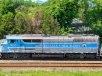 With 9,254 ft of train on the drawbar. CMQ 9020 pulls a head for head room to clear light at Scarlett road so they can back into Lambton yard to set off its train.