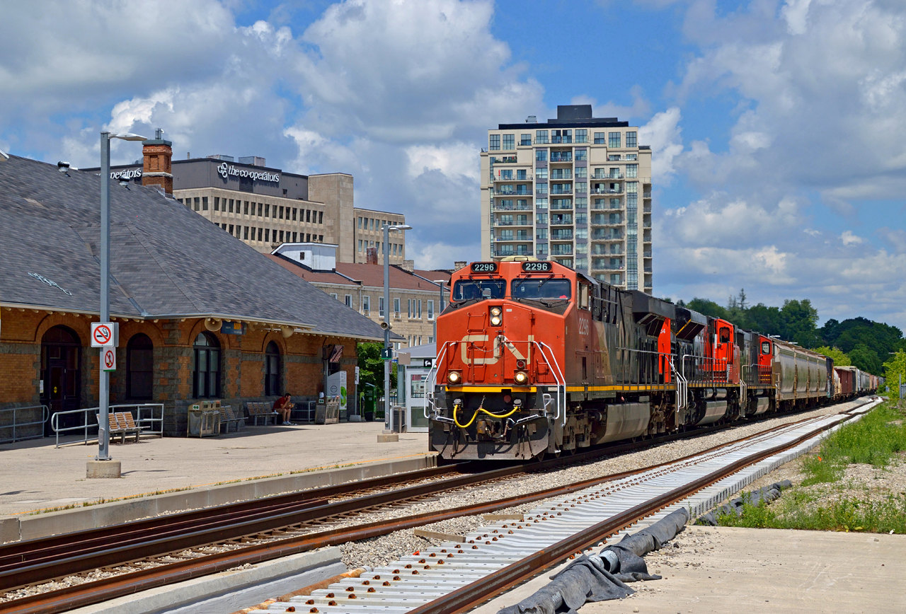 A nice surprise was yesterday's daylight appearance of CN 533, seen here passing the 1911 Grand Trunk Railway station at Guelph with 510 axles.  Metrolinx has been busy prepping the south track with concrete ties and welded rail for the new south platform to be built soon.