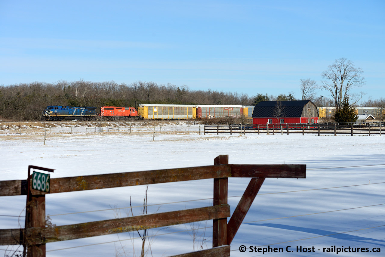 Skirting the town of Puslinch along Gore Rd, the border between North Dumfries and Puslinch, 147 passes one of the many hobby farms located here. One of my favorite stretches of railroad for photography, close to home (about 11 minutes from door to tracks) is quickly being over run with severances. New hobby farms and houses (about a dozen) have gone up along here and this view is no longer possible. Too bad. I'm told lots fetch about $400-500k now with nothing on them, no wonder farmers are cashing in.
BTW, i'm told the CEFX leasers are no longer leased to CP and have mostly been sent back. Some still around, but I believe they are off CP lease and basically stored waiting movement to new locations. You don't know what you have until it's gone, right? If anyone captured one of these CEFX units (clearly) with a SD70ACU that would be quite the rarity on CP. Probably going to happen if these end up with other railroads (BNSF, etc).