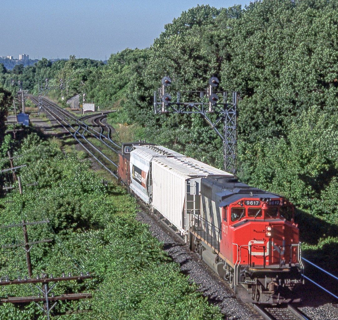 CN 9617 is eastbound after leaving Bayview Junction on August 12, 1987.