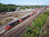 CN A435 is making their lift at Brantford with CN 2595, CN 2552, CN 2034.  They lifted the CN 7083, CN 5601, RLHH 2081 at Brantford.