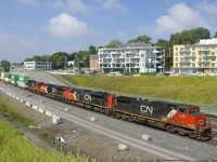 CN 120 has IC 2703, CN 8830, CN 2231 & CN 2130 for power as it approaches Turcot Ouest, hot on the heels of CN 306, who had just departed there after a quick crew change.