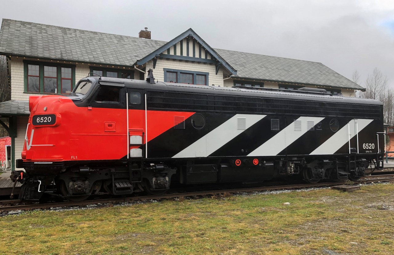 Recently repainted in the bold and striking 1961 CN scheme that it would wear for most of its career in passenger service, CN 6520 was revealed to the public in Squamish in November 2019, after several years of restoration and upgrades. Geared for a top speed of 89mph, CN 6520 was used to pull the finest regional and transcontinental trains of its time. It finished its career painted in VIA colours until it served again in CN Green and Gold in Ontario at the Waterloo & St. Jacobs Railway. It runs very well and will be one of our prime pieces of motive power for Dinner Trains and other special events.