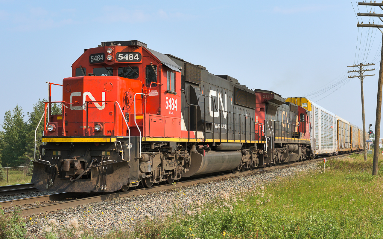 CN 5484 and standard cab 2134 are setting out tailend cars into Clover Bar yard and when done will head south to Mirror. A quick search shows that the SD60's are still around in 2020, but, many of these photos are in America. I did find a few pictures of them in Vancouver. Having been recently repainted by CN, they look pretty good for their age.