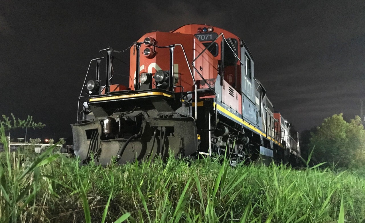 One year ago, CN GP9RM’s 7071 and 7025 are seen during the Labour Day long weekend awaiting the next L542 in Cambridge, Ontario on the Fergus Spur.