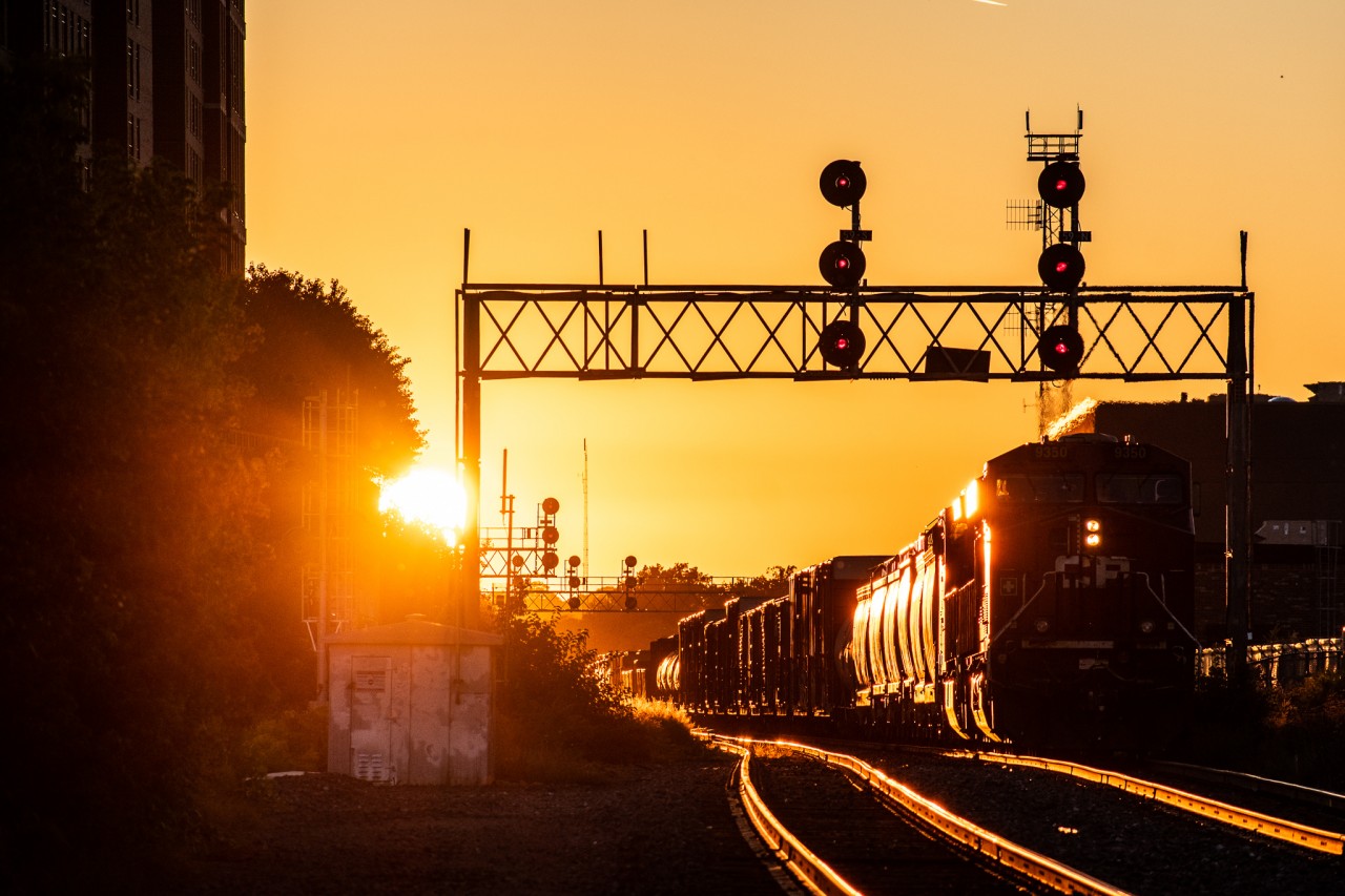 CP 247 glistens in the sunset while it works Lambton yard. I’ve been wanting to get a shot like this one for a while, where the setting sun is almost directly behind a train, and today I was finally able to. I’m pretty pleased with the result.