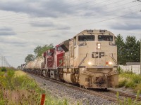 Cp 140 pickes up speed as it leaves Walkerville JCT With a Veteran Unit leading 