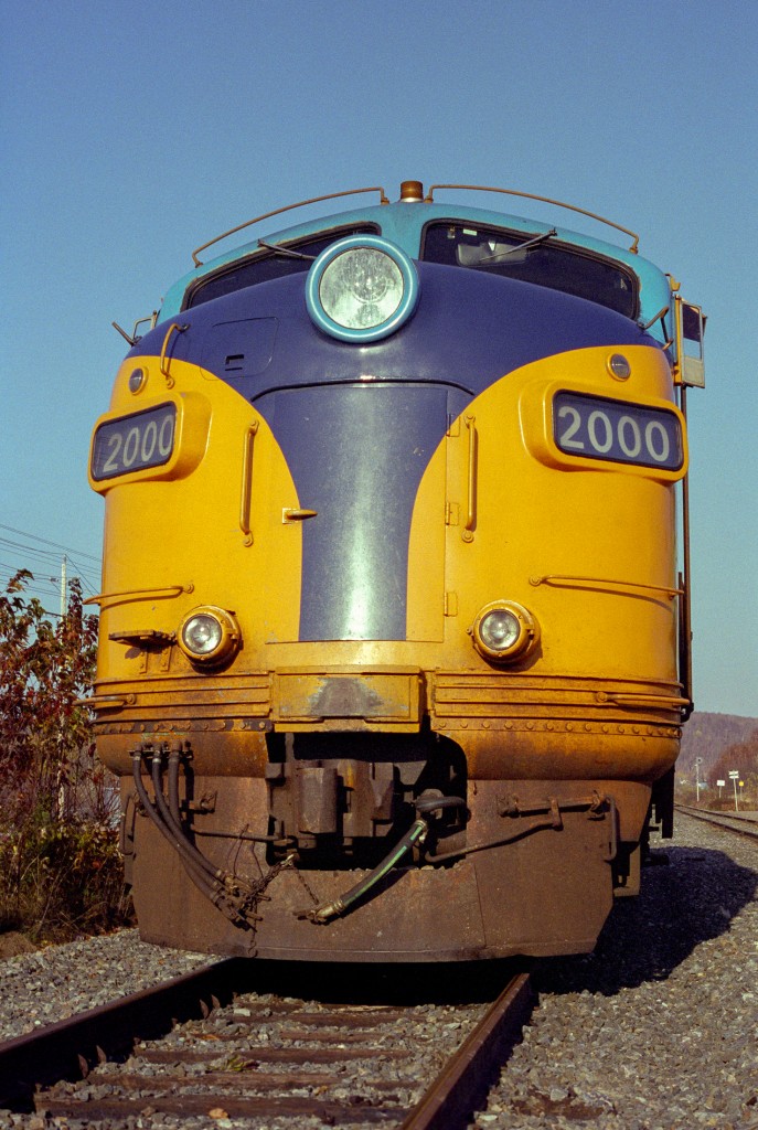 At the station again. Seemed to be a favourite place of mine, probably cause everything was so accessible and there. The ONR used the Northlander a lot to shuffle power around between North Bay and Cochrane and vice-versa. This day (date escapes me, but it is definitely fall) we find FP7Au 2000 sitting in the siding. Unusual as it is still sitting there in the afternoon, but luckily it is facing (time table South) Southwest for slightly better lighting.