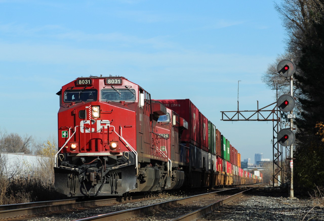 CP 8031 Leads 113 off of the Belleville Sub and onto the North Toronto Sub at Leaside.