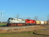 Day 2 of a 3-day railfanning weekend: CP 7022 and CP 7059 northbound #247, seen just after passing over Silverdale Rd on the way to Kinnear Yard in Hamilton.