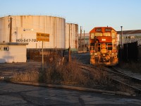 Back in the SOR days of Hamilton, we have QGRY 2500 and RLK 4001 shoving back through the north end of Strathearne Ave in some crisp winter evening light, with a few fellow RP.ca contributors soaking in the sight as well.