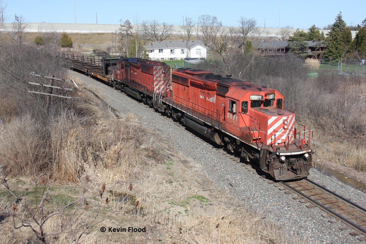 A CWR train works the Hamilton Sub on a pleasant spring afternoon. Power was SD40-2s 5871 and 6080.