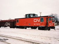 A very nice looking CN 79813 brings-up the rear of CN 422 seen at the Kitchener yard on the Guelph Subdivision. My notes show the train powered by 9485, 9627, 4126, 5361 and 4117. 