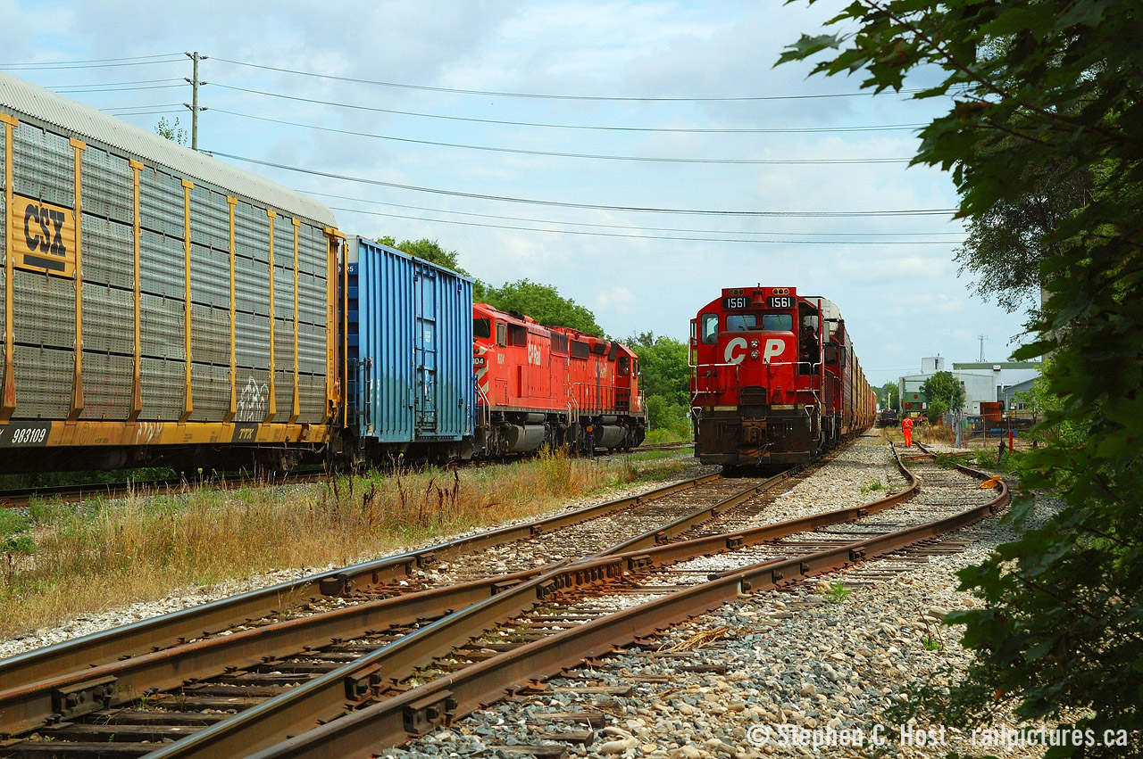A follow up to my photo of two trains meeting on the CPR Waterloo Subdivision / CNR Fergus spur in 2020 I have this photo I pulled out of the London Pickup meeting the afternoon Galt job at the same location. Back then this was the end of the CN line and called CN Finnegan, while GEXR did technically operate the line this section was and remains leased to the CP to this day. The CNR and CPR (Grand River Railway) followed each other south from here under the CPR Galt sub and then split apart following each other southward, with the CN ending in Lynden at the Dundas sub and the GRR/LE&N ultimately in Port Dover. 50mm f/1.8