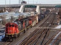 CN L517 passes through the Liverpool control point at Mile 313 of the Kingston Subdivision.