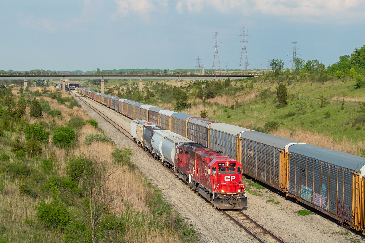 CP TE11 makes its way northbound on the Hamilton Sub towards Welland Yard after a day of working Chemtrade and Washington Mills in Niagara Falls.