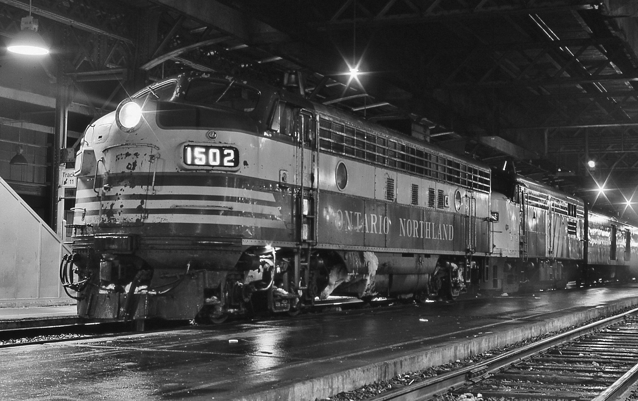 VIA – ONR Northland pool train #129 under the ( now old, prior to rebuild ) Union Station shed 


 with a mix of ONR and VIA (CN) FPA-4 power


 ONR FP7A, GMD 1953, #1502 retired 1988, rebuilt 1994 to FP7u #2000 with CAT engine, retired 2004 and scrapped 2008 ( 2002 ex 1521 at ex CPR station North Bay display)
 

 at Union Depot, December 7, 1980 Kodachrome (colour un-saturated) by S.Danko
 

 what's interesting


 I have read that at one time the mixed owner power lashups were discontinued due to differences in brake line pipe pressure settings – the CN units experiencing excessive brake shoe wear


 more Northland pool


   ONR CN pool #98   
 

 sdfourty